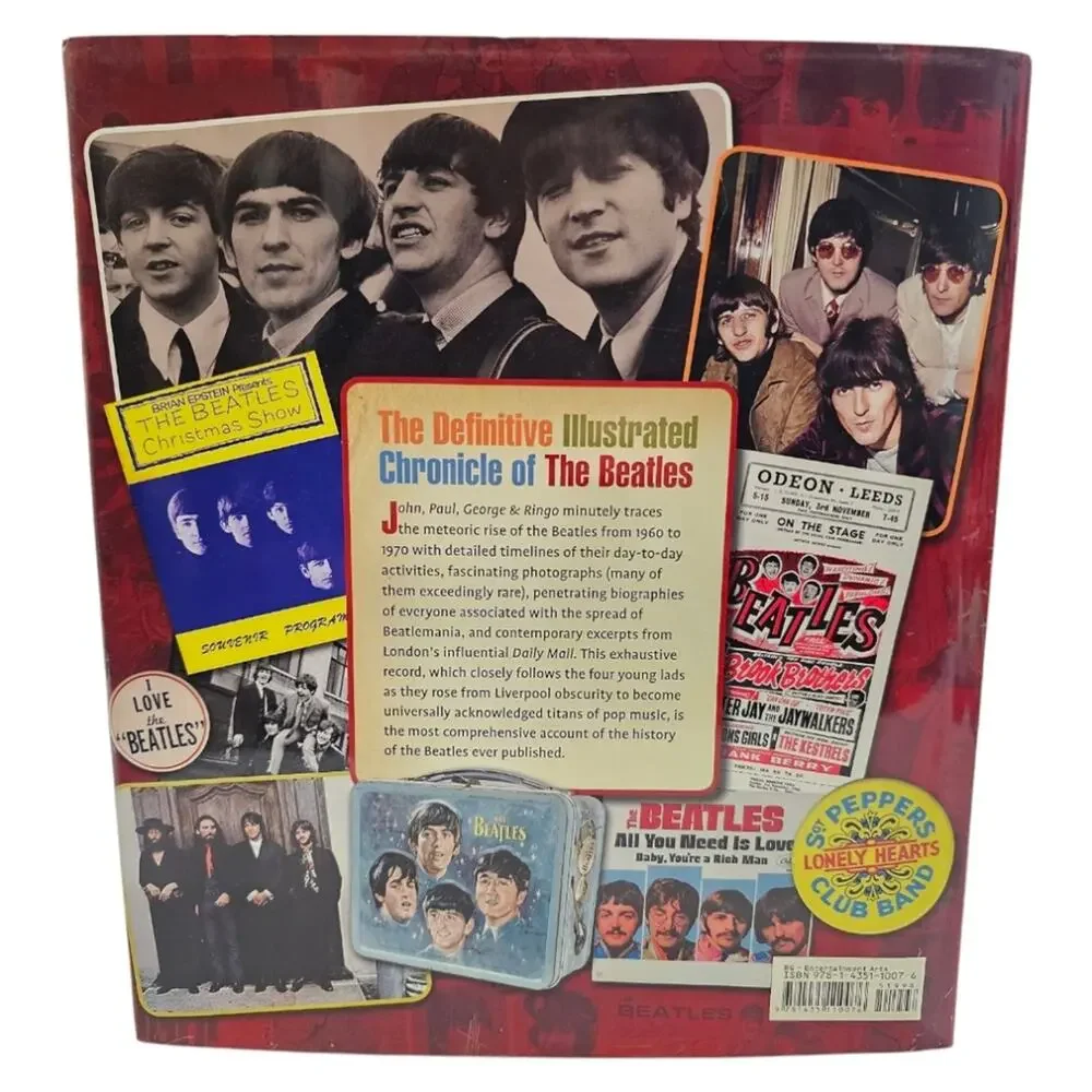 JOHN, PAUL, GEORGE & RINGO Illustrated Chronicle of The Beatles 1960-1970